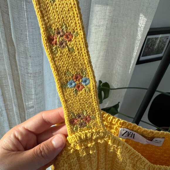 ZARA Yellow Knit Textured Tank with Floral Embroidered Straps – Size L - Picture 3 of 7